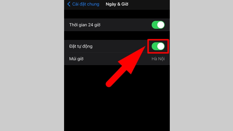 Bật Tự động cho Ng&agrave;y & Giờ